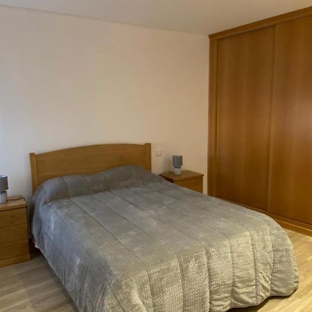 Vivenda Caixilao Casa Com 3 Quartos เวียนา โด กัสเตโล ภายนอก รูปภาพ